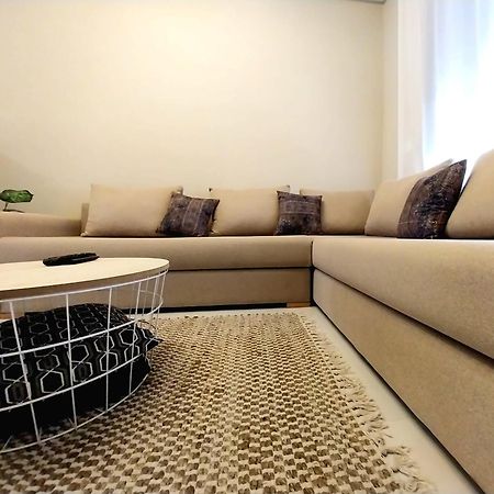 Cosy Appartement Proche De L'Aeroport Mohamed 5 Deroua Bagian luar foto