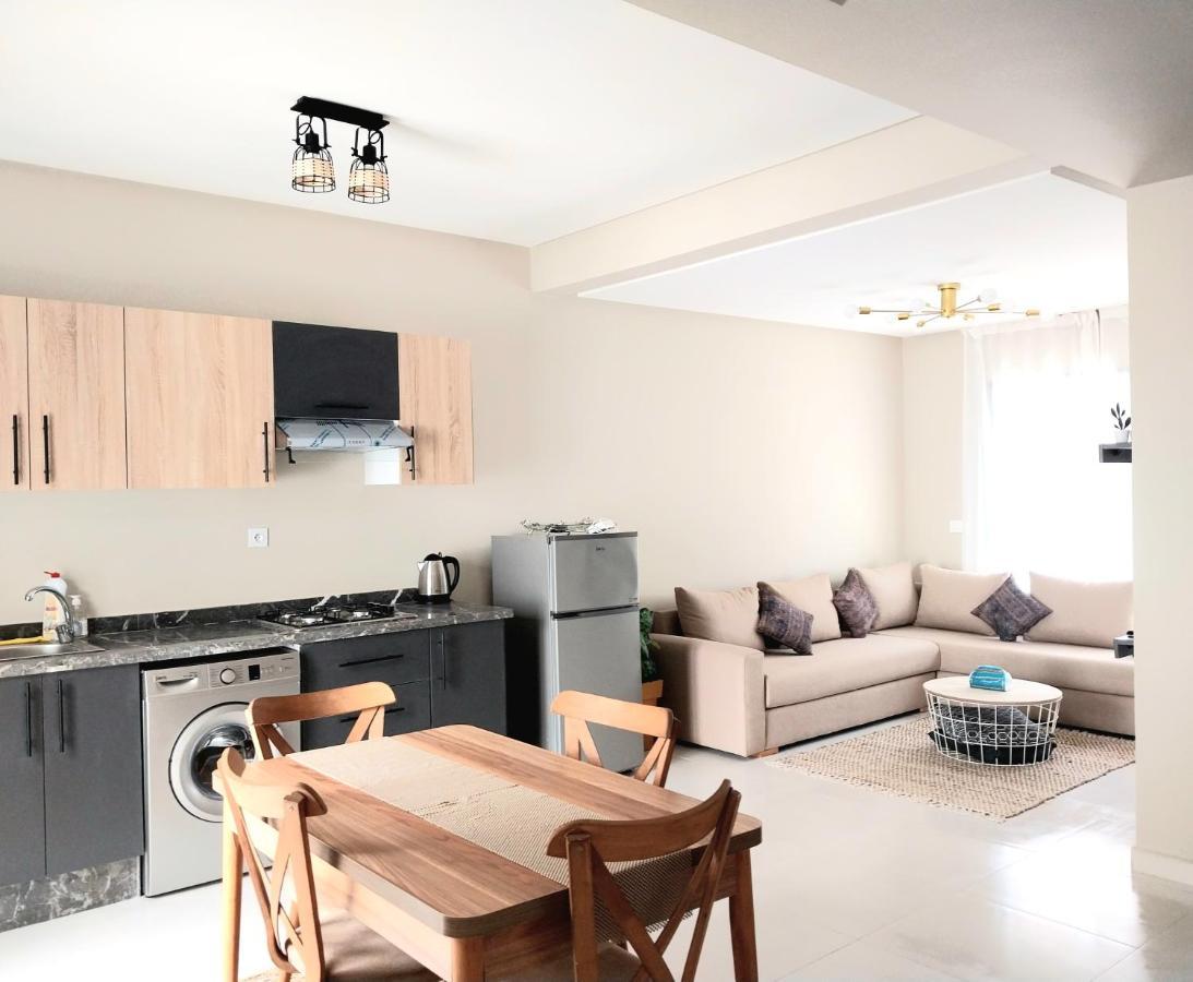Cosy Appartement Proche De L'Aeroport Mohamed 5 Deroua Bagian luar foto