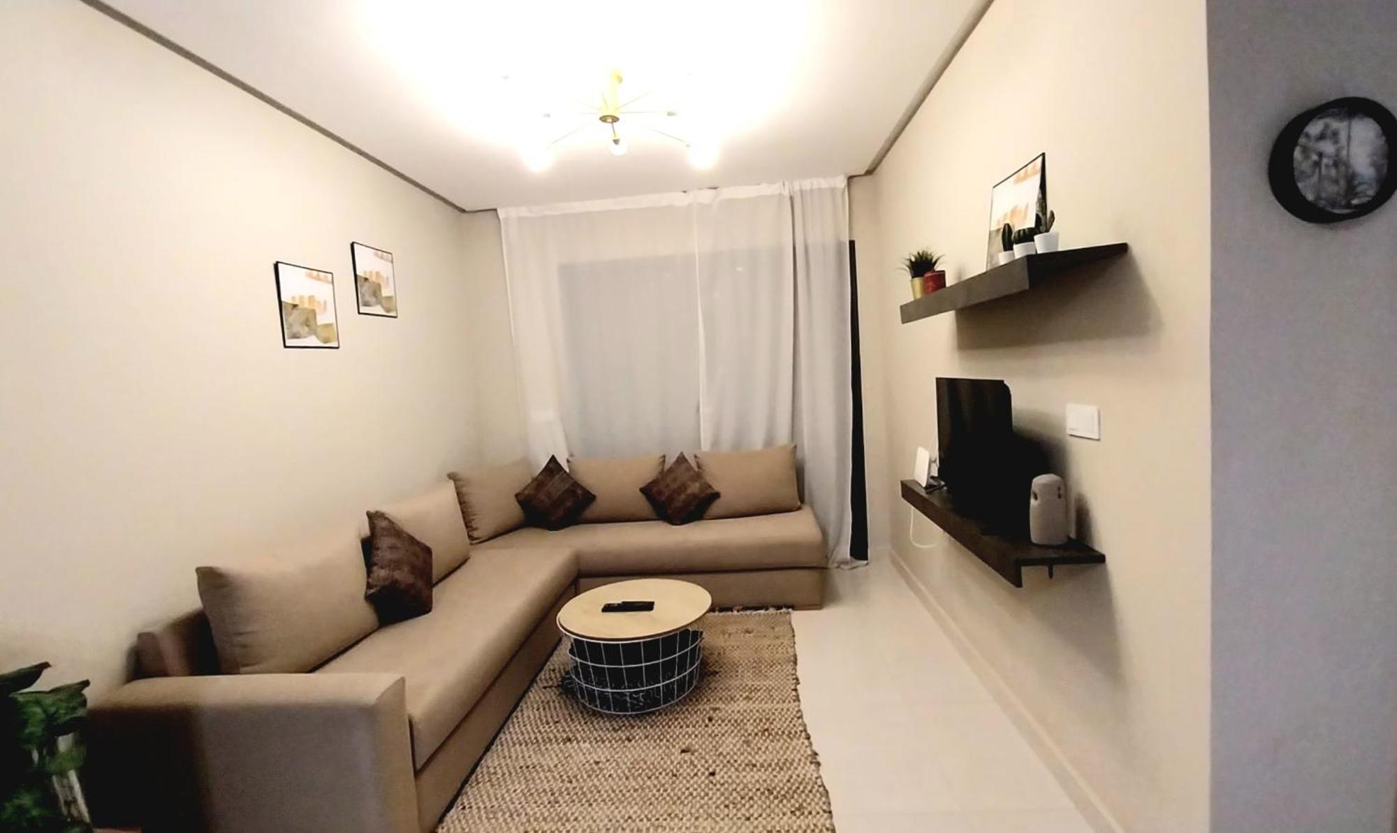Cosy Appartement Proche De L'Aeroport Mohamed 5 Deroua Bagian luar foto