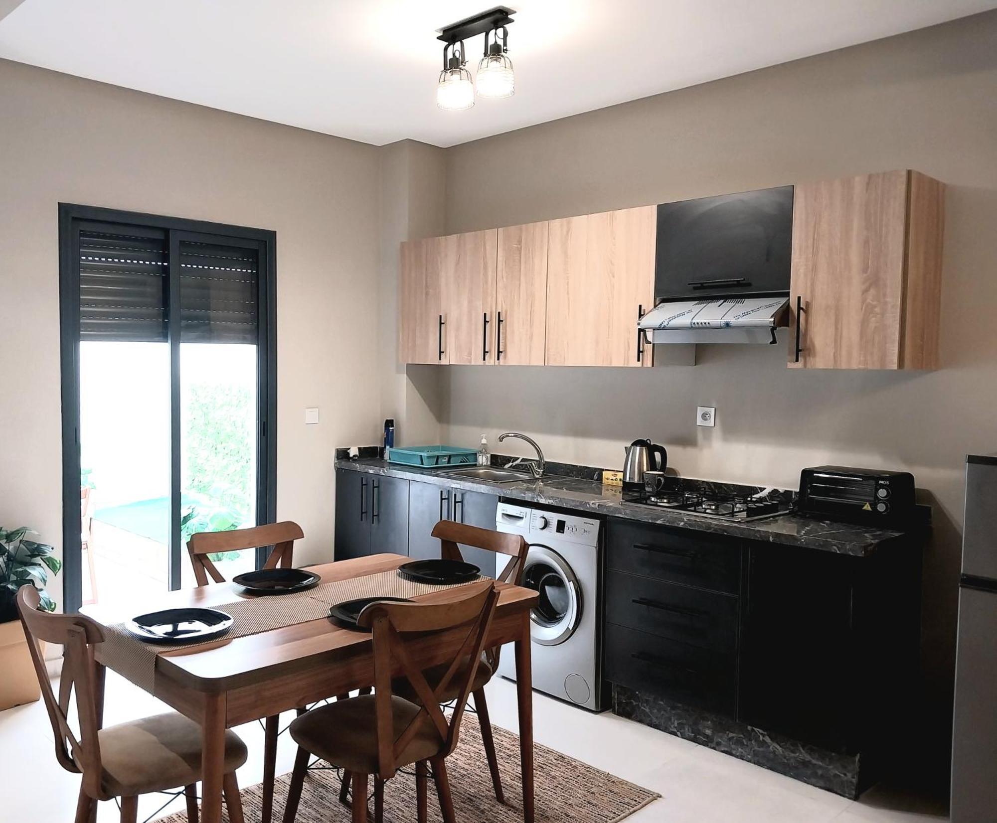 Cosy Appartement Proche De L'Aeroport Mohamed 5 Deroua Bagian luar foto